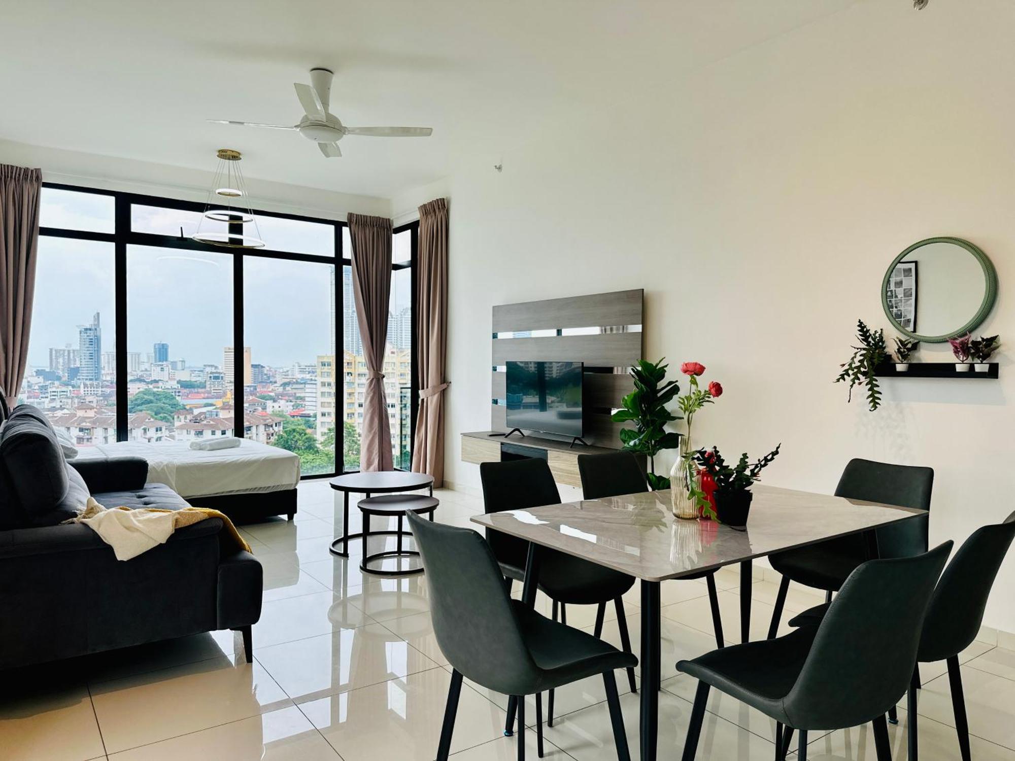 New Georgetown Instagramable 2Br Homestay For 10Pax 无敌美景两房民宿 Beacon Executive Suite Экстерьер фото