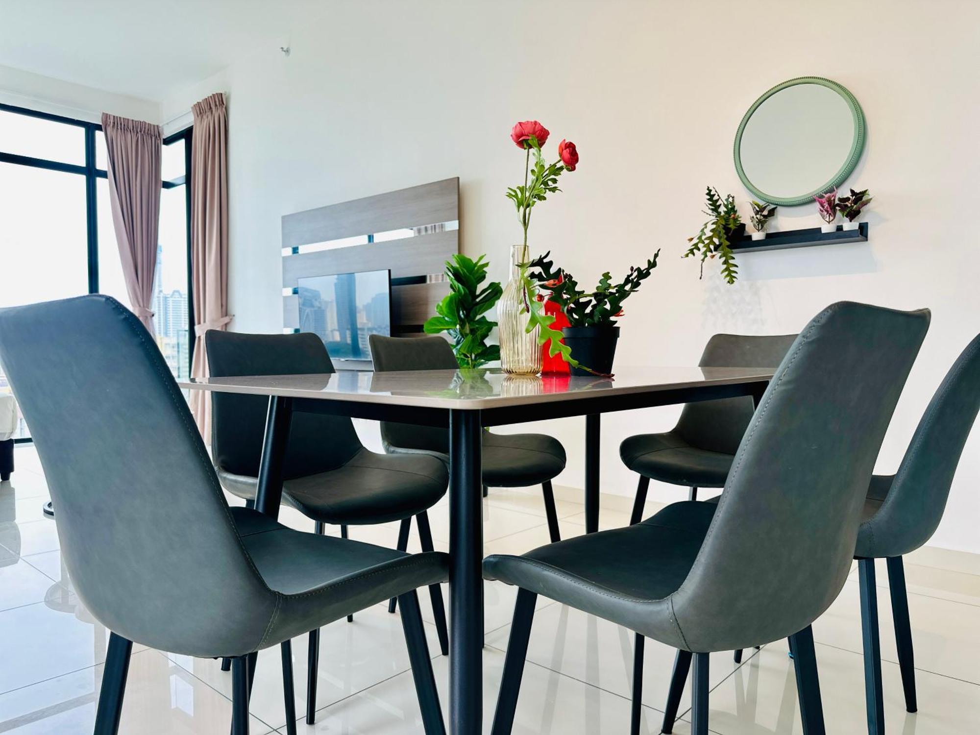New Georgetown Instagramable 2Br Homestay For 10Pax 无敌美景两房民宿 Beacon Executive Suite Экстерьер фото